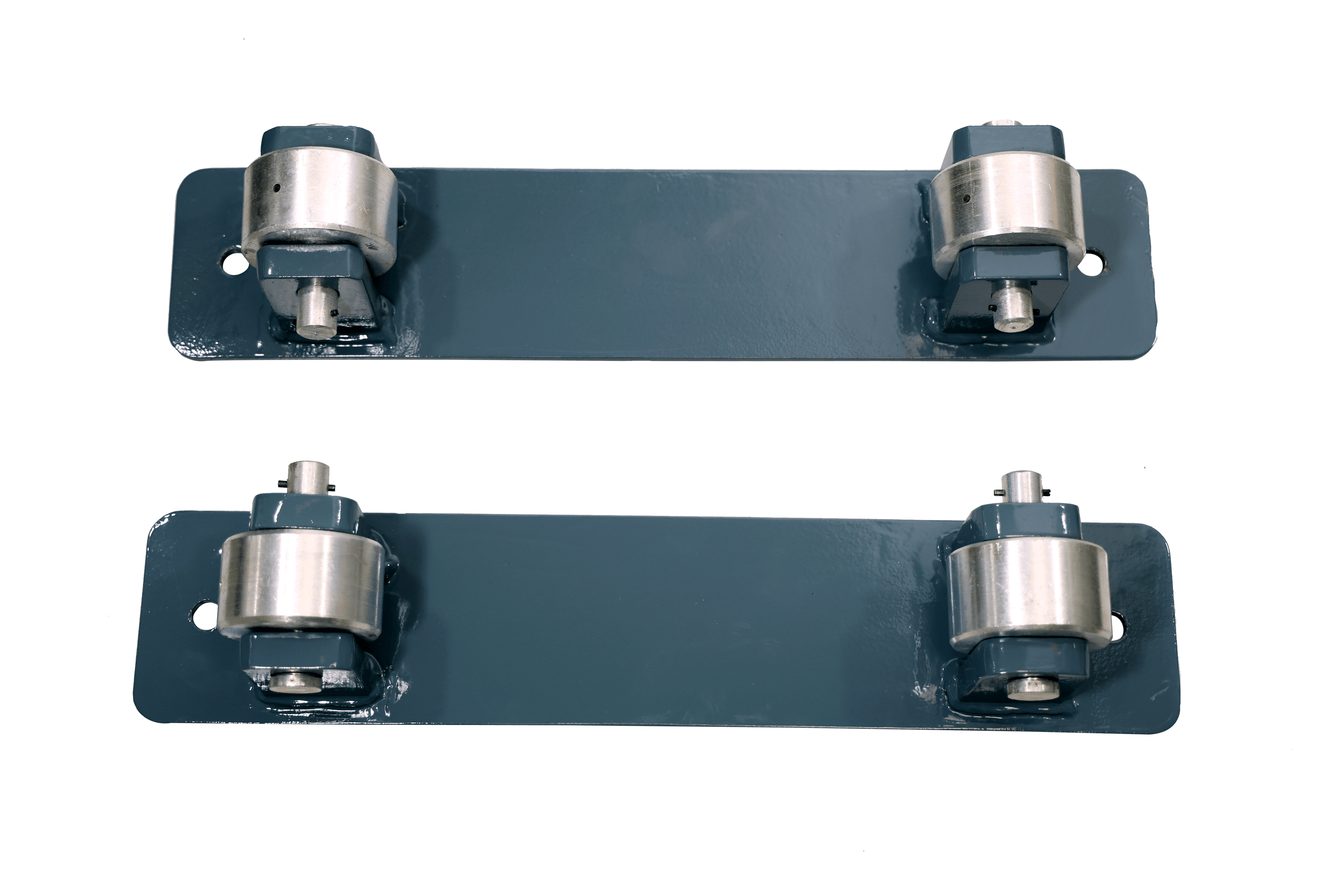 Trunnion roller support for chlorine ton container rotation